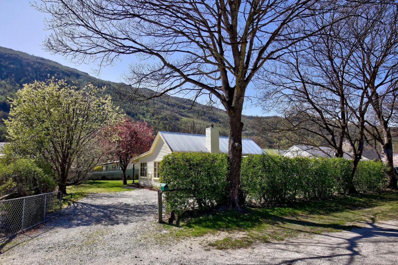 Aberdeen Cottage - Nestled In The Heart Of Arrowtown - New! Exterior foto